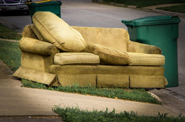 Sofa Removal Service in Pewaukee